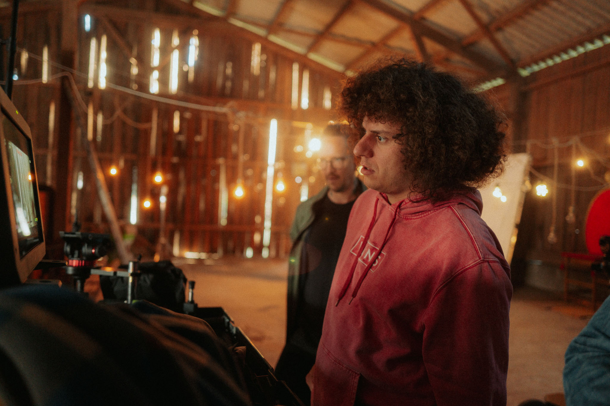 seiler & speer, bts foto, glühbirnen, musikvideo, dreh
