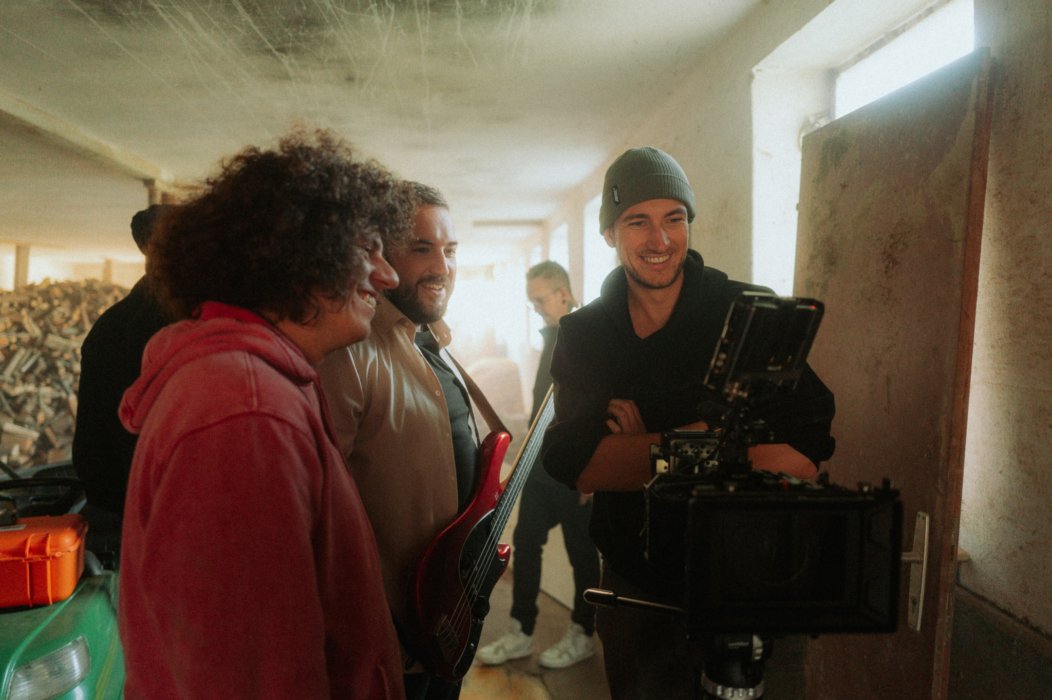 seiler & speer, bts foto, glühbirnen, musikvideo, dreh