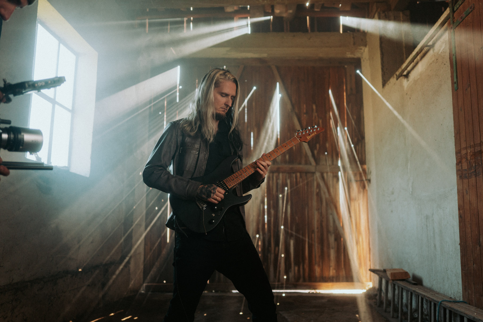 gitarre, bts foto, glühbirnen, musikvideo, dreh