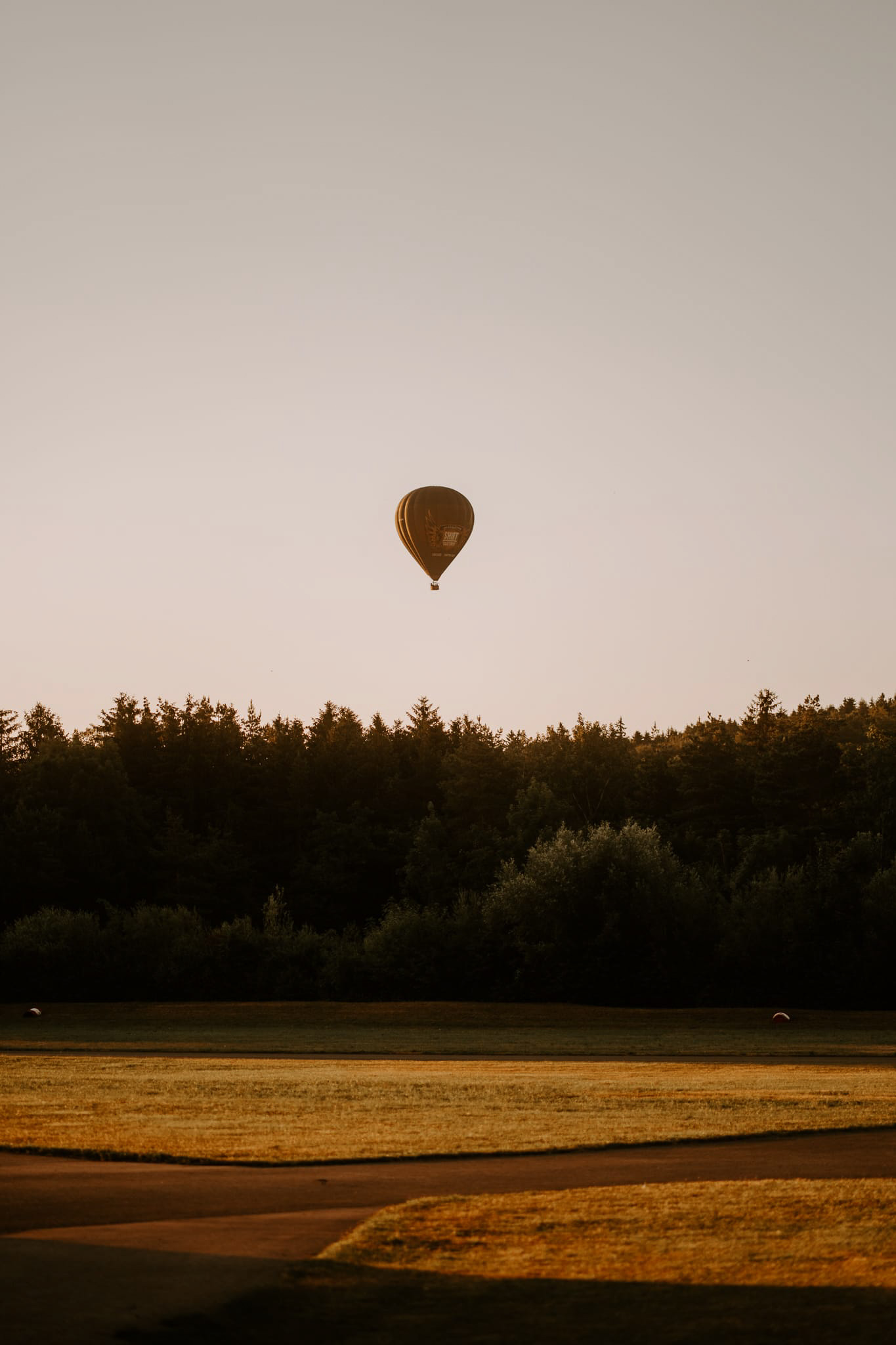 Camo and Crooked Hot Air Balloon BTS