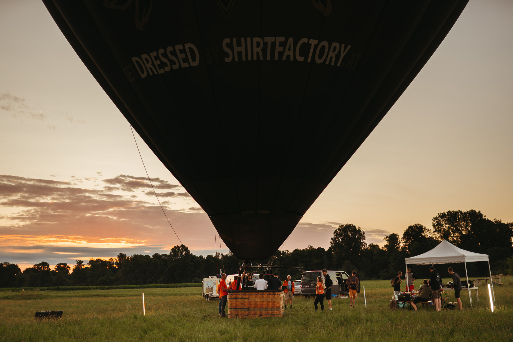 Camo and Crooked Hot Air Balloon BTS